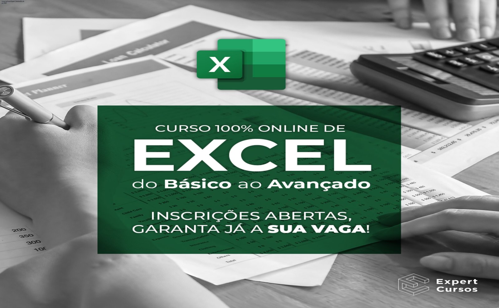 Aluno usando Excel avançado com Power Query e IA em ambiente corporativo