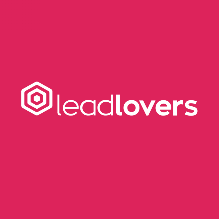 Captura de tela da plataforma Leadlovers mostrando funil de vendas automatizado com e‑mail e WhatsApp