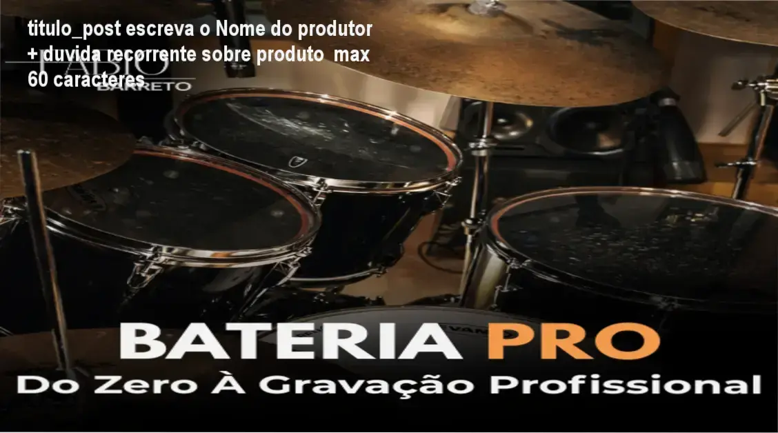 Fabio Barreto em sessão de gravação de bateria com equipamentos profissionais