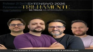 Aluno estudando em casa com laptop aberto, voltado para o curso Na Trilha da Aprovação - Extensivo 2026 do Professor JV