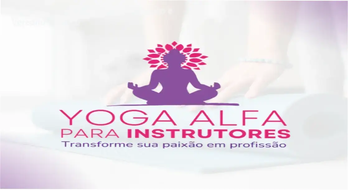 Praticante de yoga em postura de meditação ilustrando os benefícios do Curso de Yoga Alfa